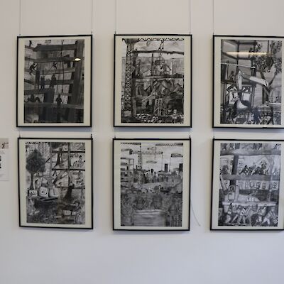 Ausstellung im Franz -Mehring-Platz 1